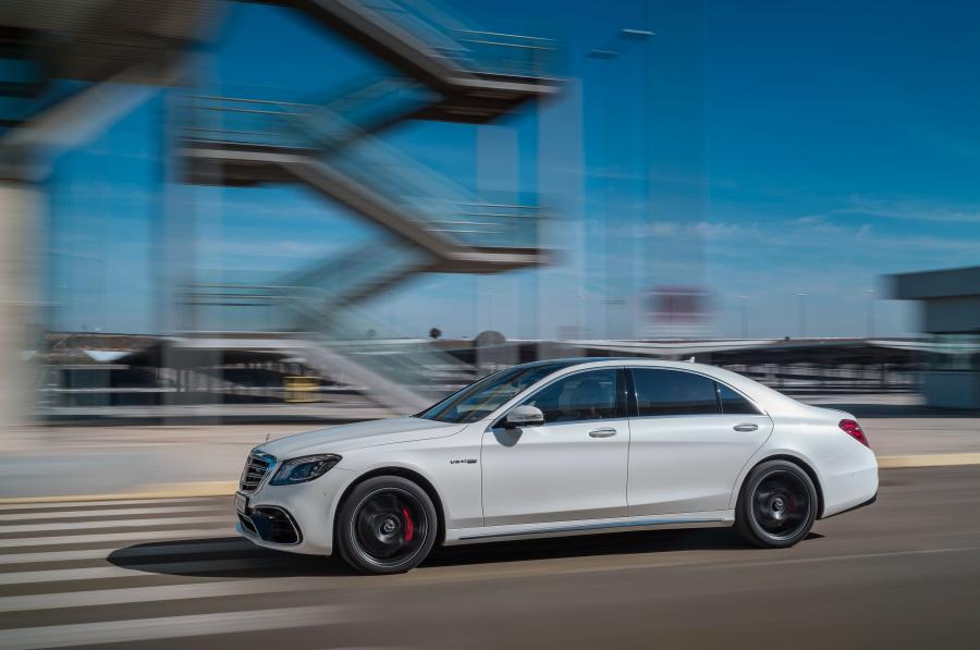  Mercedes-AMG S63 4Matic+ Lang 2017 года  (WW) (фото 52 из 105)